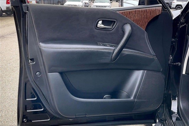 2017 Nissan Armada SV