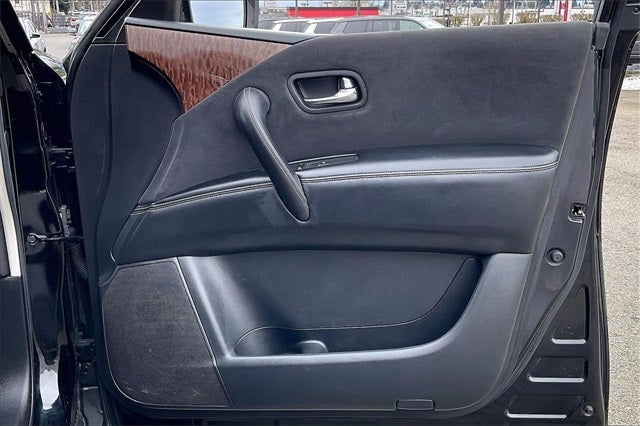 2017 Nissan Armada SV