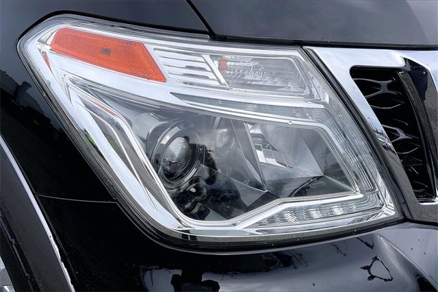 2017 Nissan Armada SV