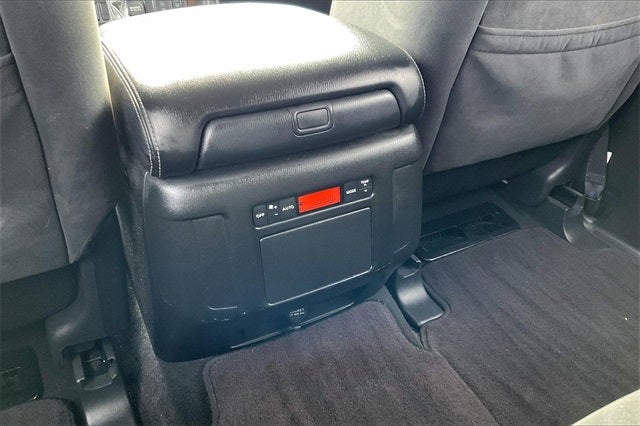 2017 Nissan Armada SV