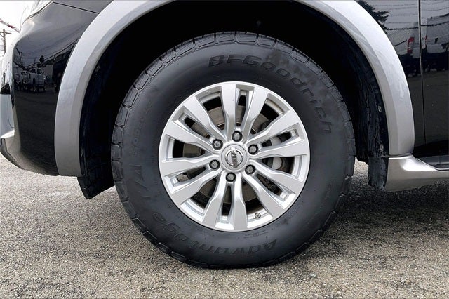 2017 Nissan Armada SV