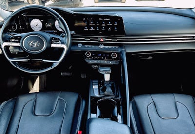 2023 Hyundai Elantra Limited