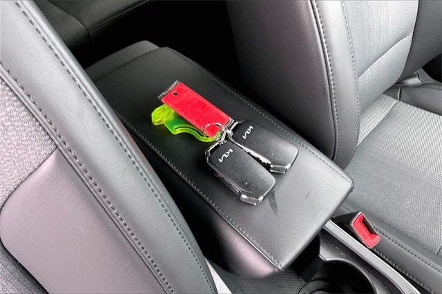 2025 Kia Niro Plug-In Hybrid EX