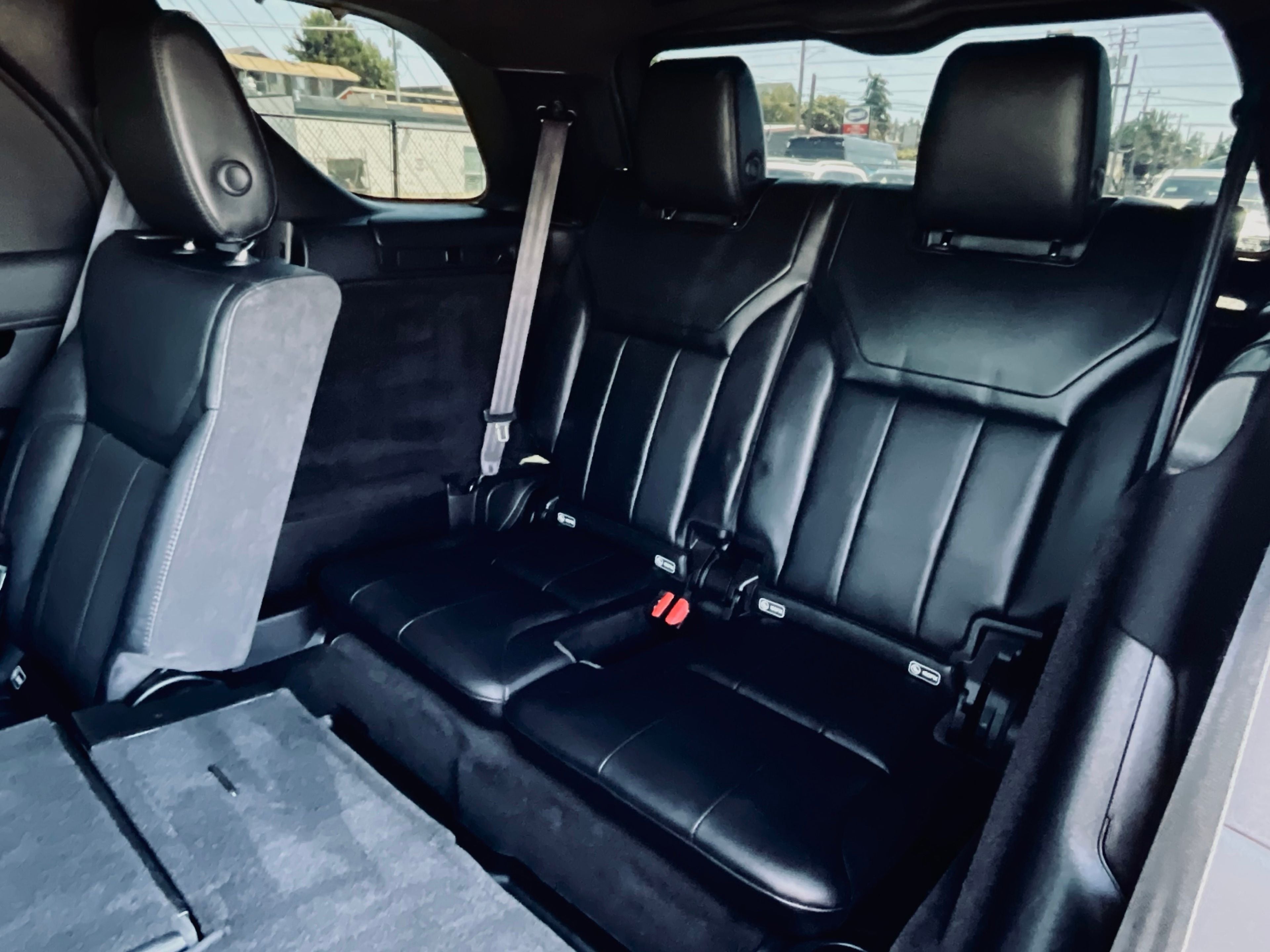 2019 Land Rover Discovery SE