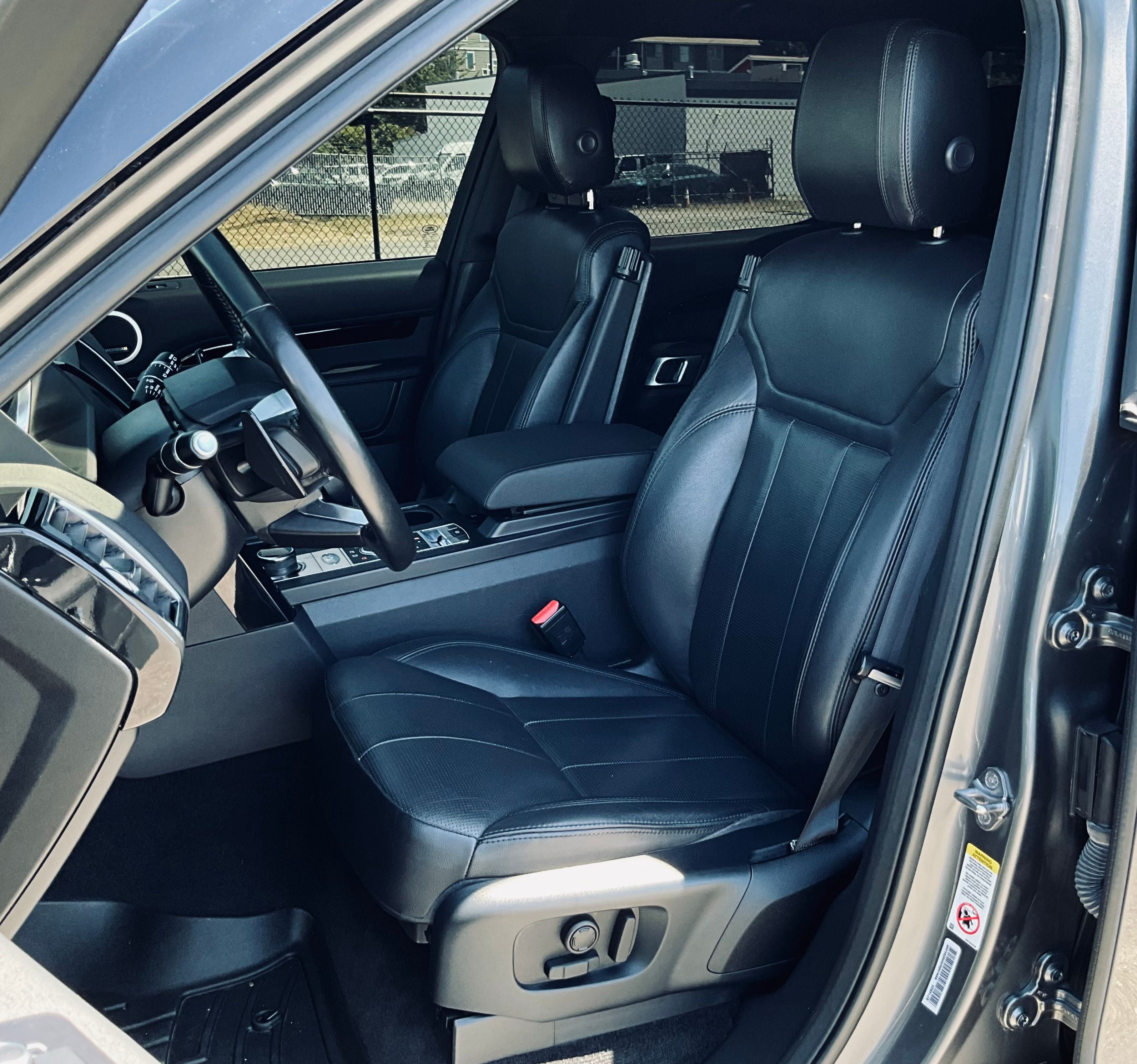 2019 Land Rover Discovery SE
