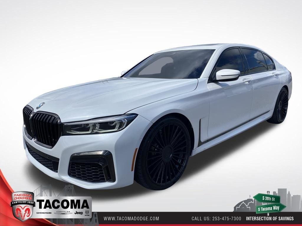 2022 BMW 7 Series 740i