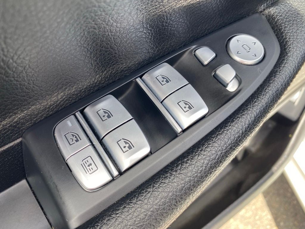 2022 BMW 7 Series 740i