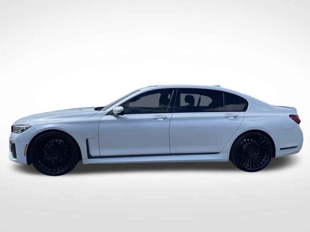 2022 BMW 7 Series 740i