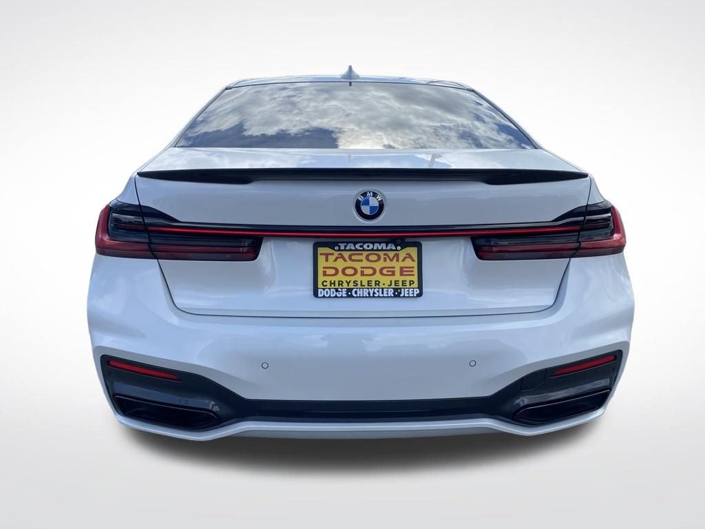 2022 BMW 7 Series 740i