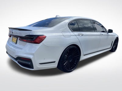 2022 BMW 7 Series 740i