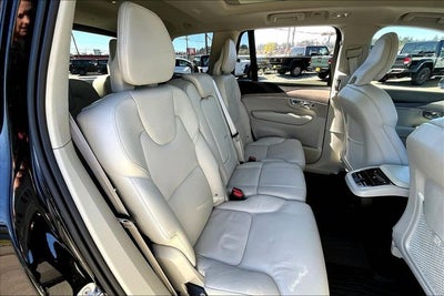 2023 Volvo XC90 B5 Plus