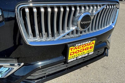 2023 Volvo XC90 B5 Plus