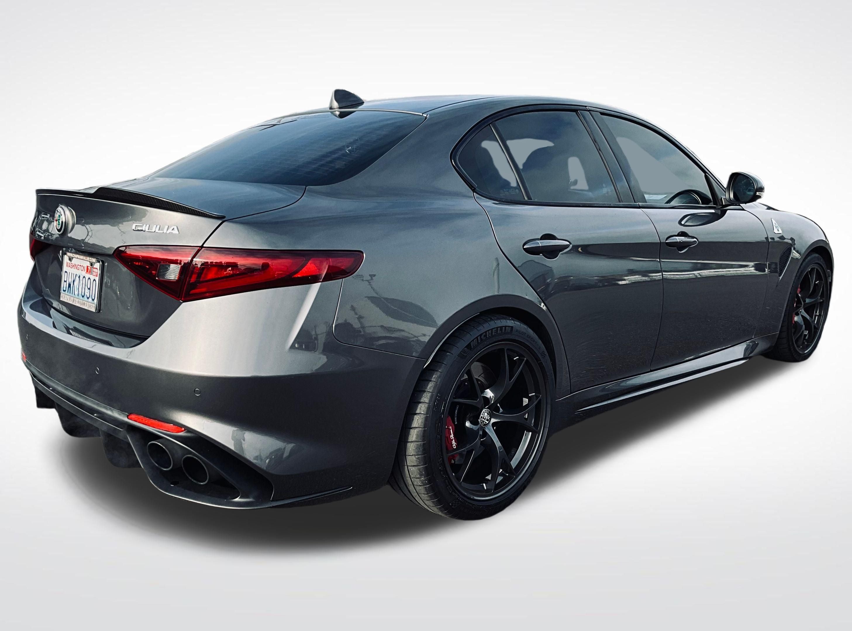 2017 Alfa Romeo Giulia Quadrifoglio