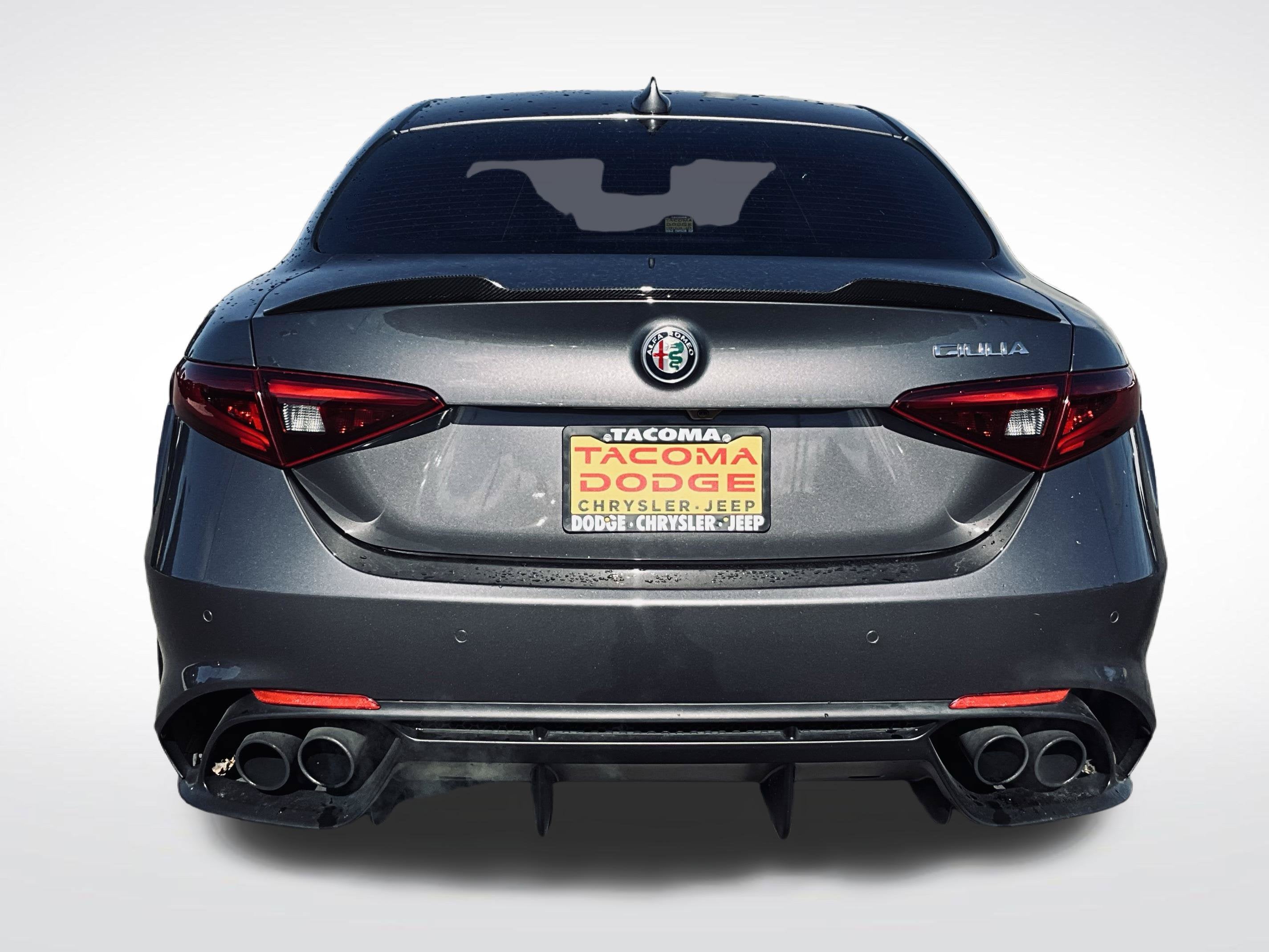 2017 Alfa Romeo Giulia Quadrifoglio