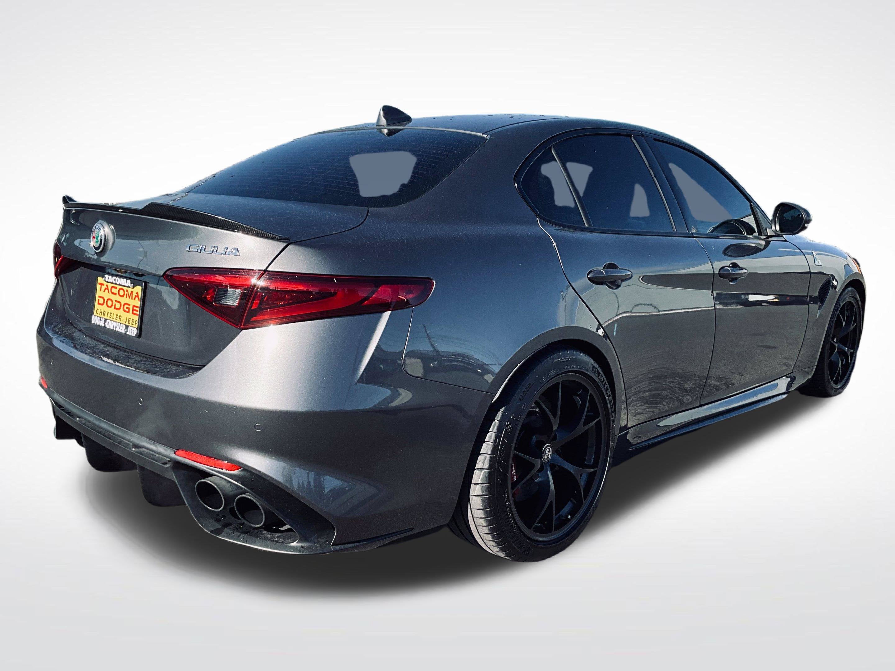 2017 Alfa Romeo Giulia Quadrifoglio