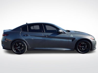 2017 Alfa Romeo Giulia Quadrifoglio