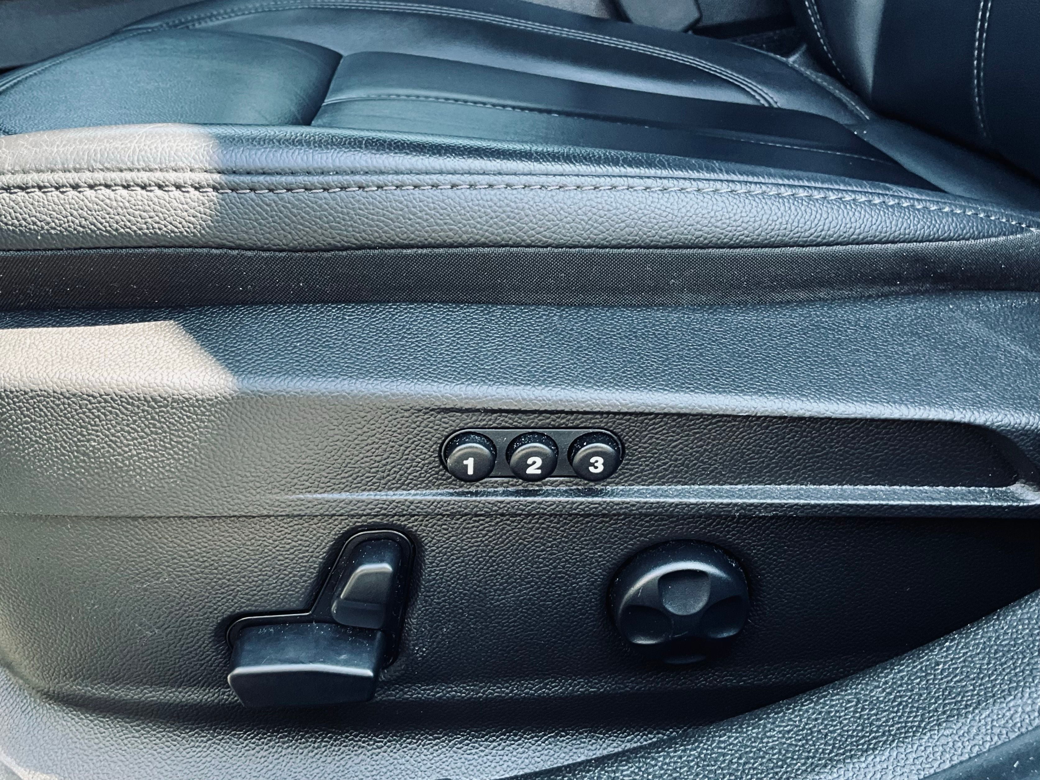 2020 Alfa Romeo Giulia Base