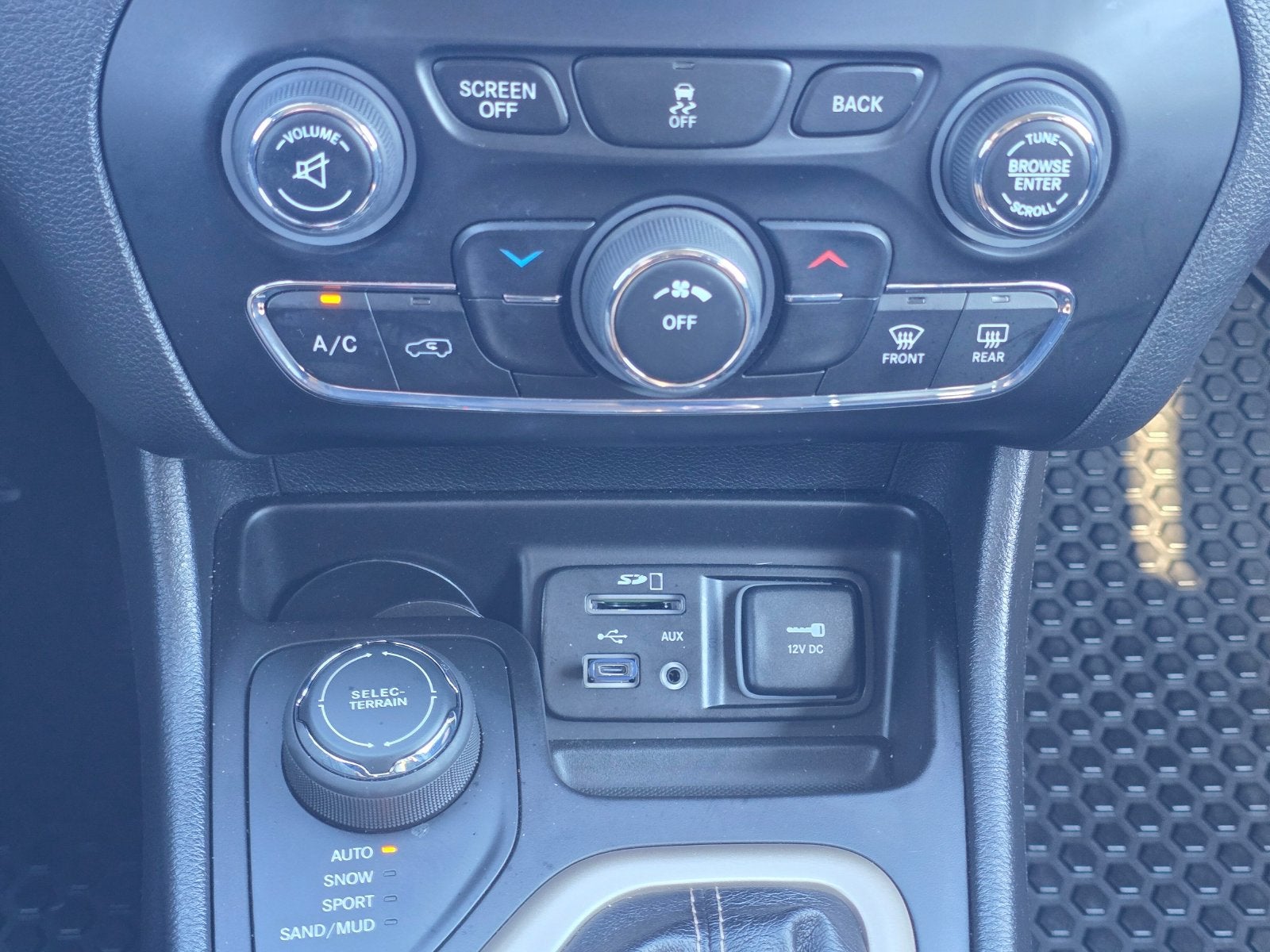 2018 Jeep Cherokee Latitude