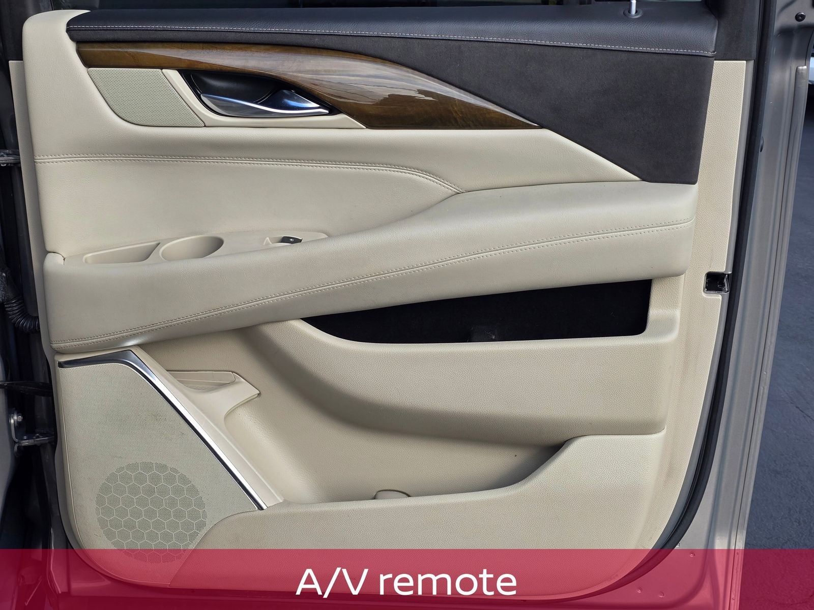 2018 Cadillac Escalade ESV Premium
