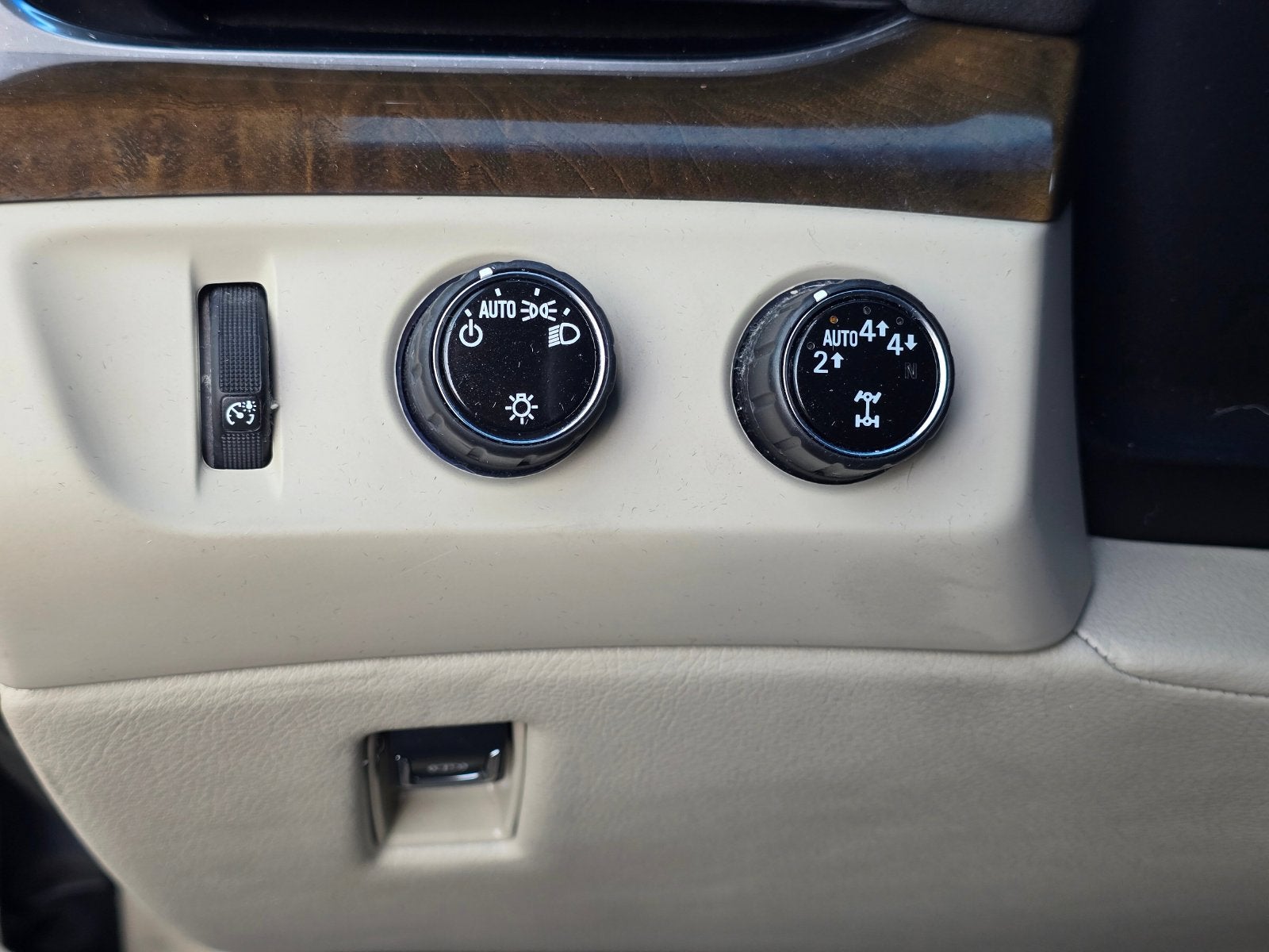 2018 Cadillac Escalade ESV Premium