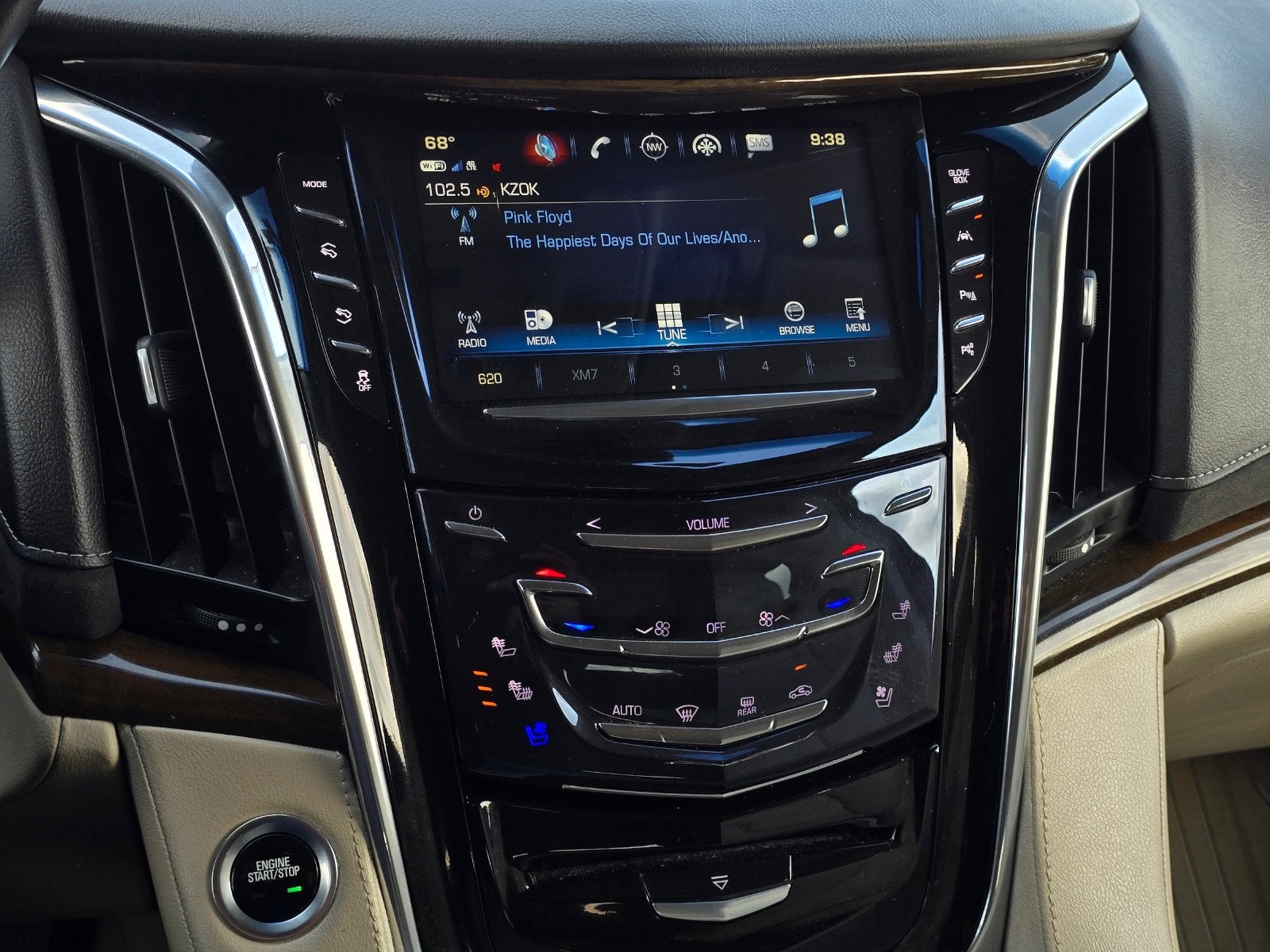 2018 Cadillac Escalade ESV Premium