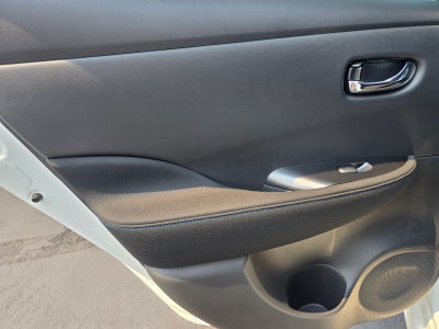 2024 Nissan Leaf S