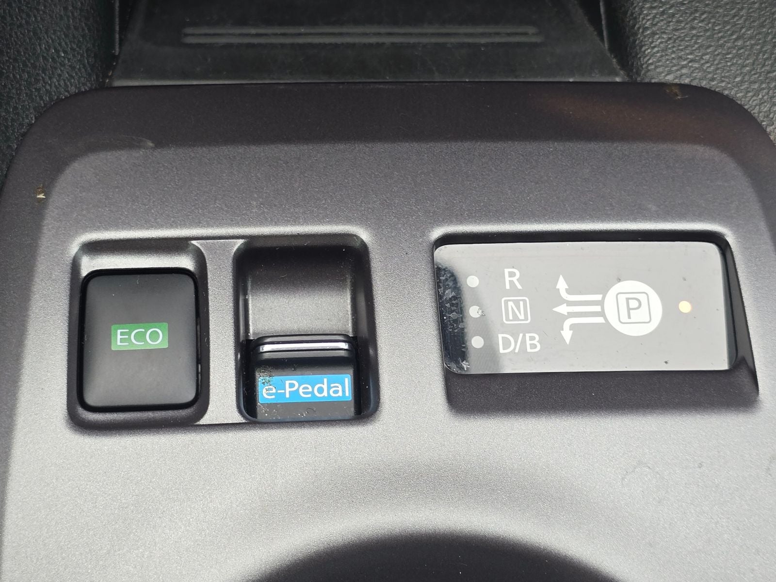 2024 Nissan Leaf S