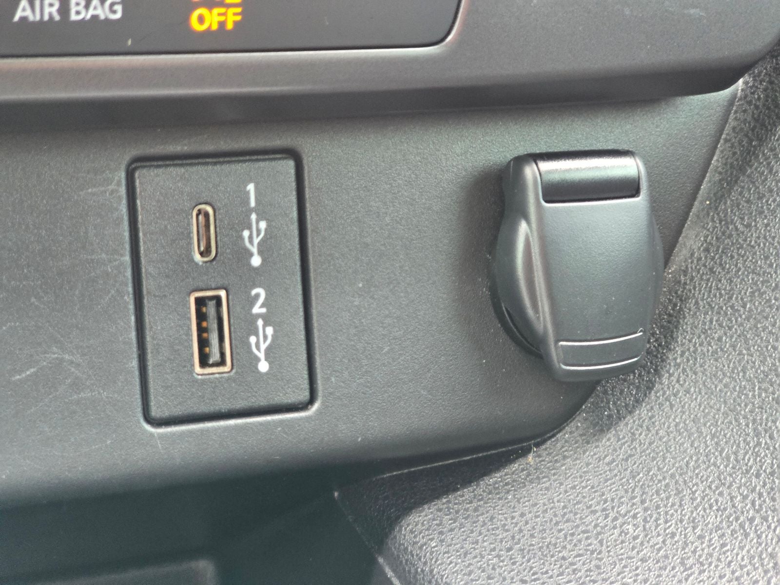 2024 Nissan Leaf S