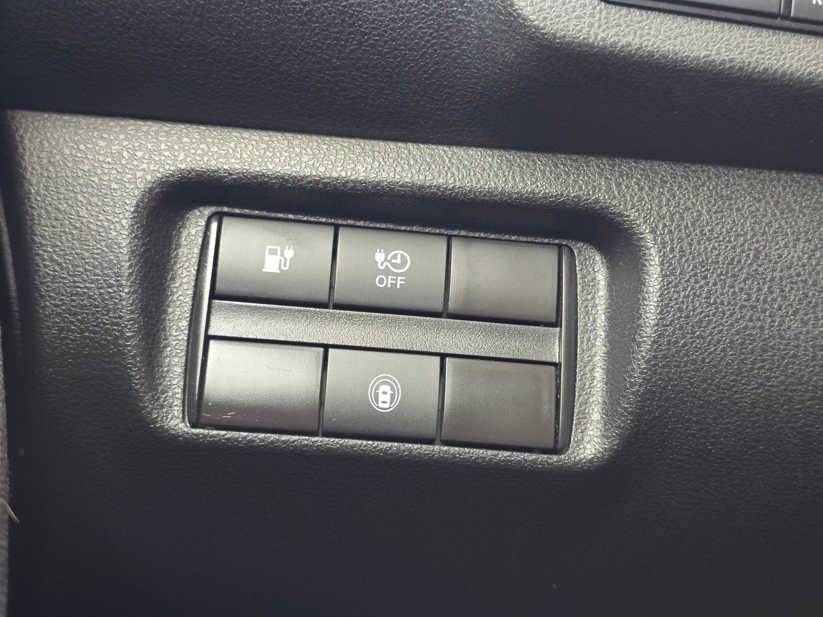 2025 Nissan Leaf S