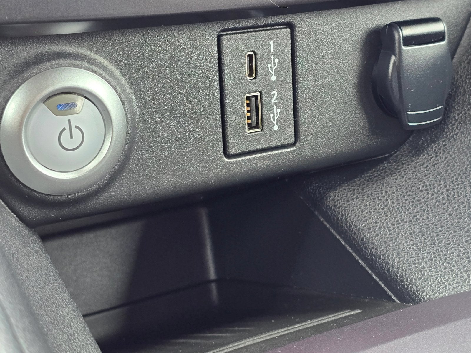 2025 Nissan Leaf S