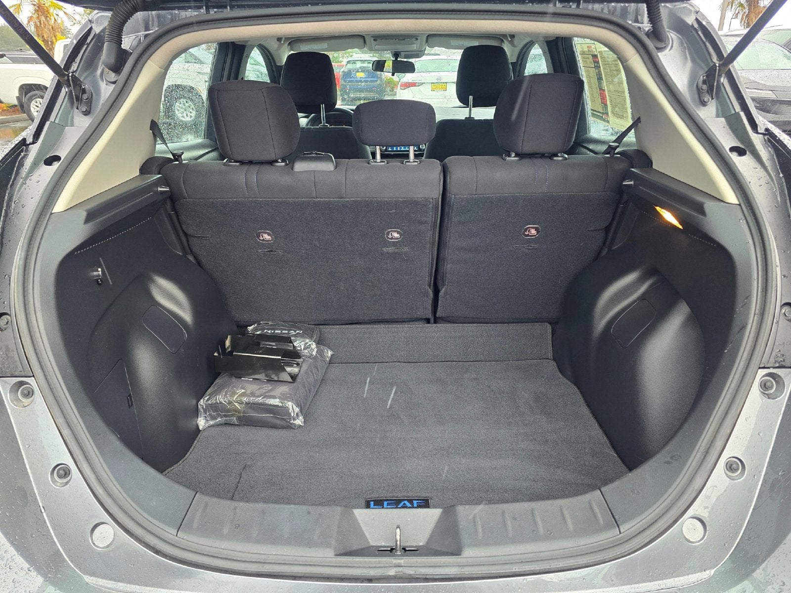 2025 Nissan Leaf S