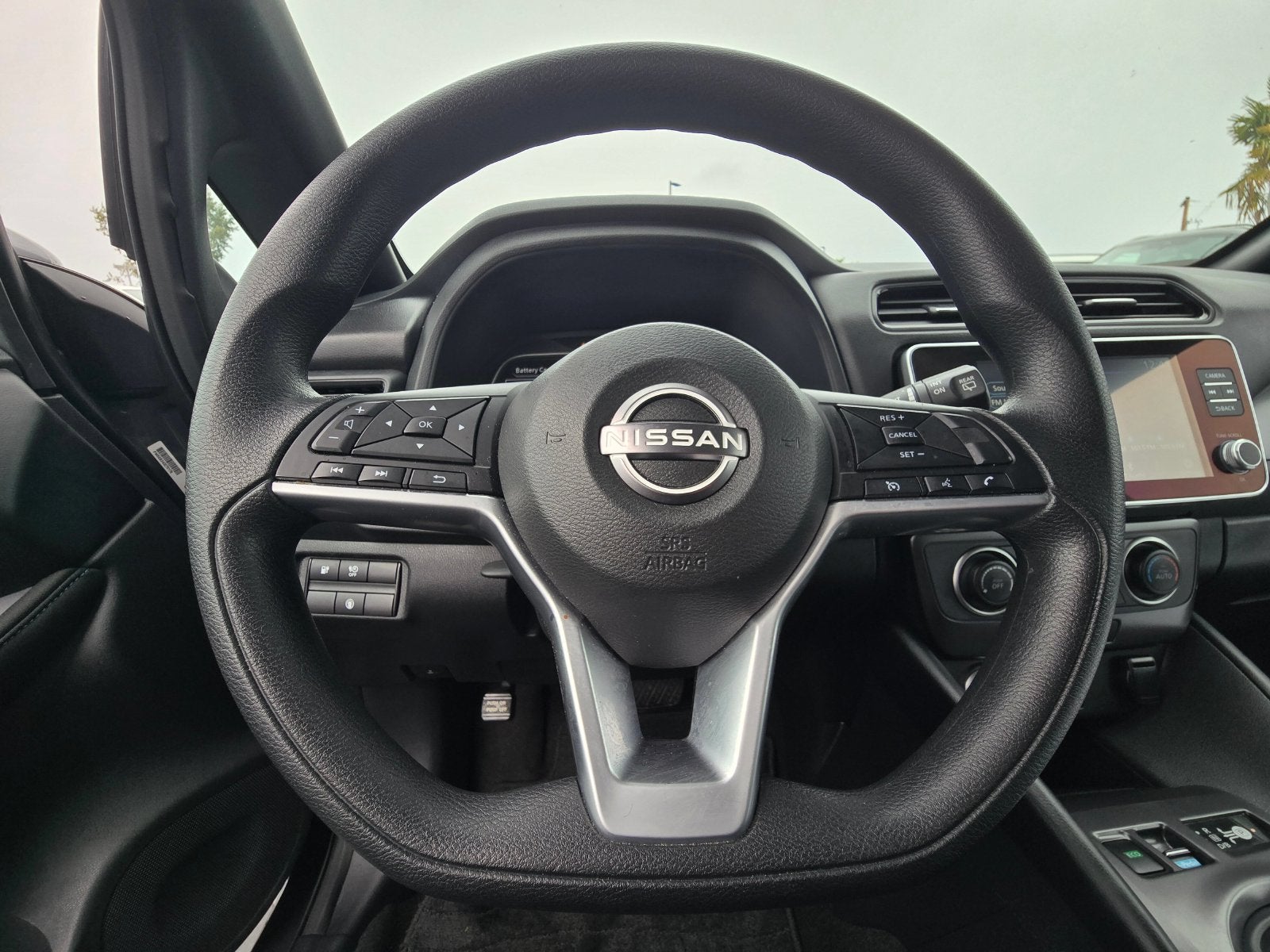 2025 Nissan Leaf S