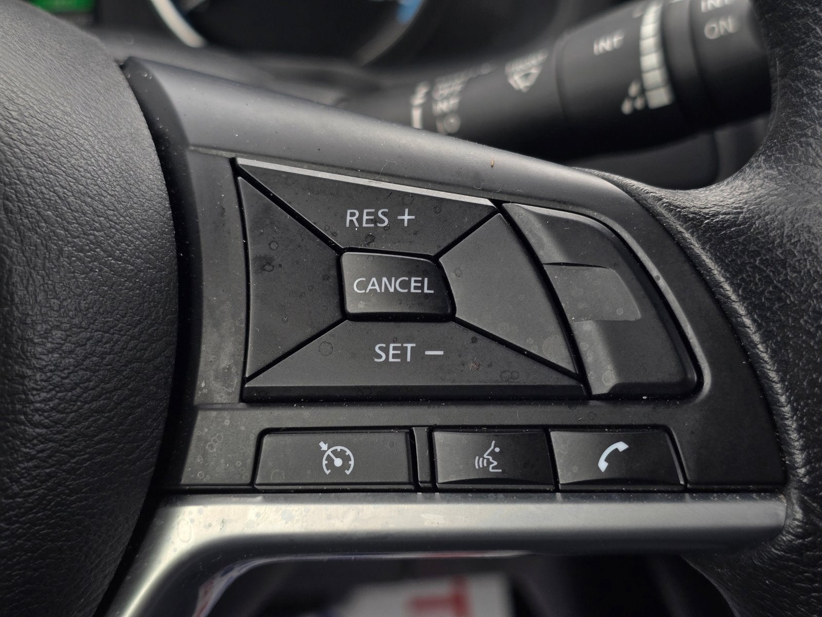 2025 Nissan Leaf S