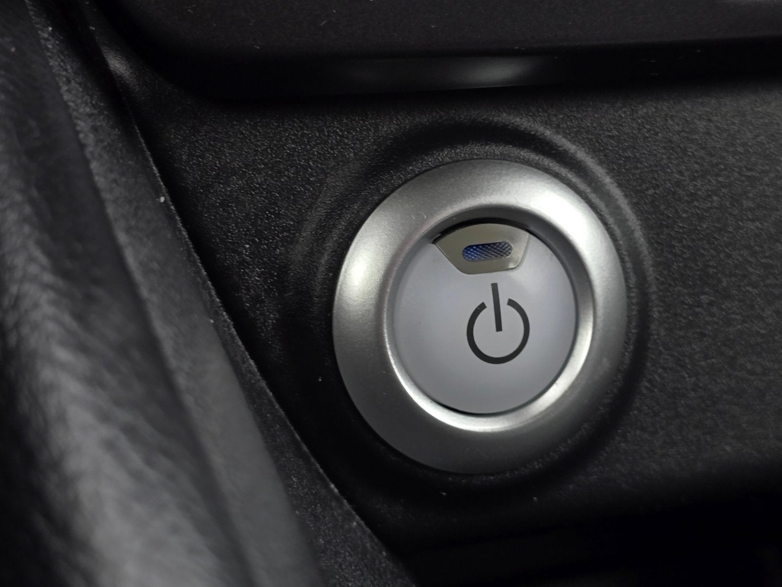 2025 Nissan Leaf S