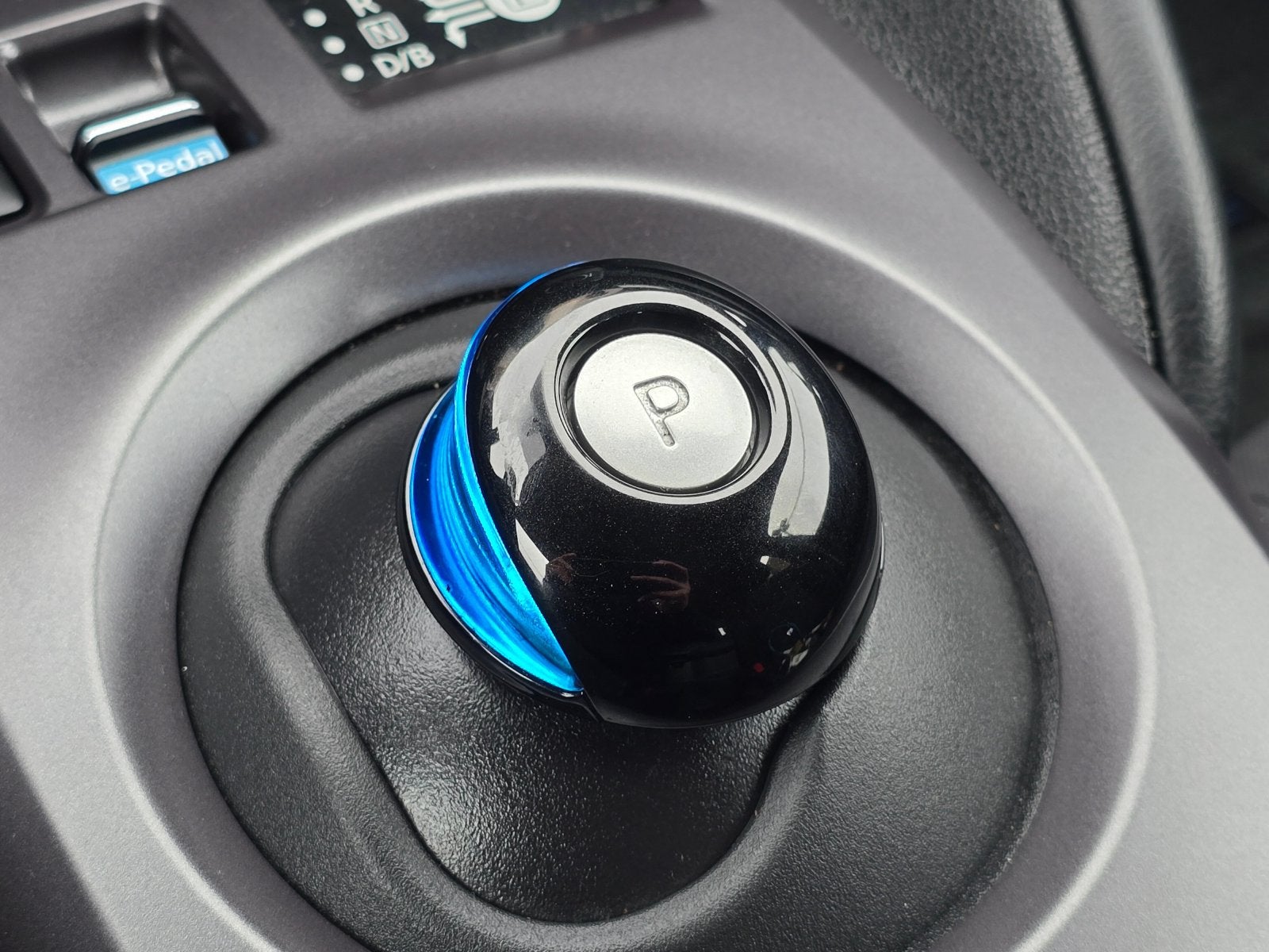 2025 Nissan Leaf S