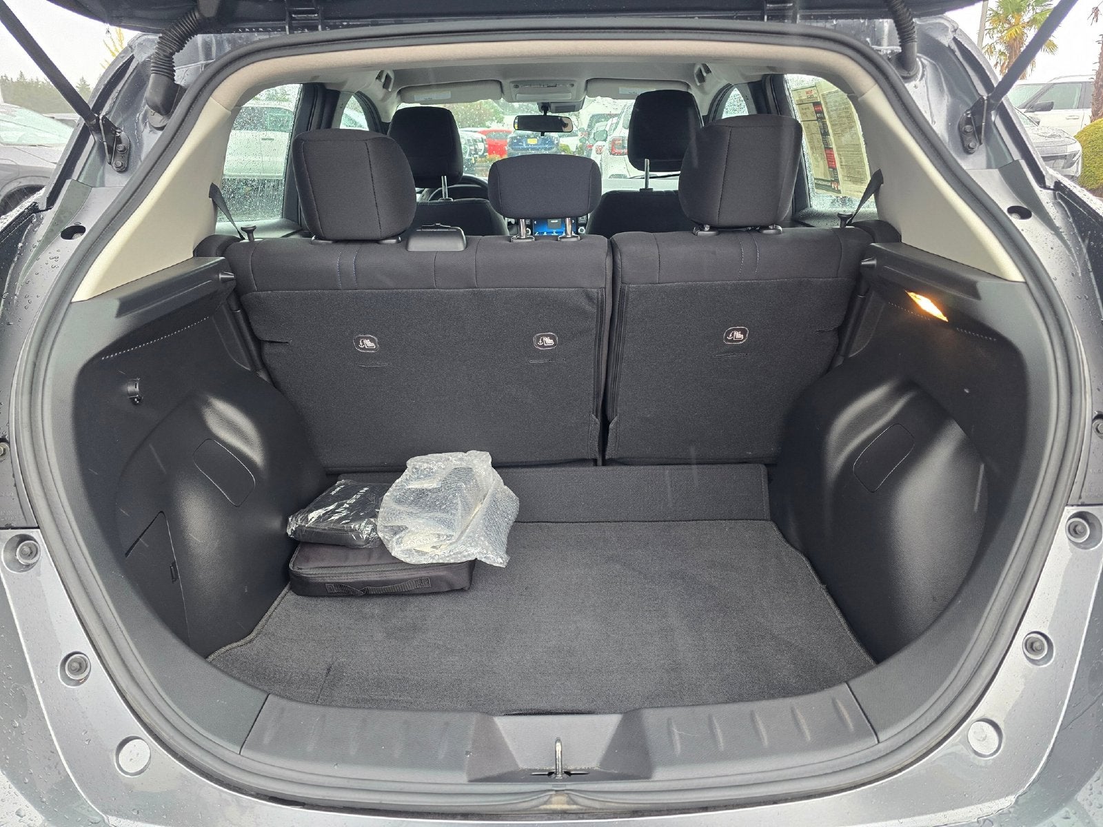 2025 Nissan Leaf S