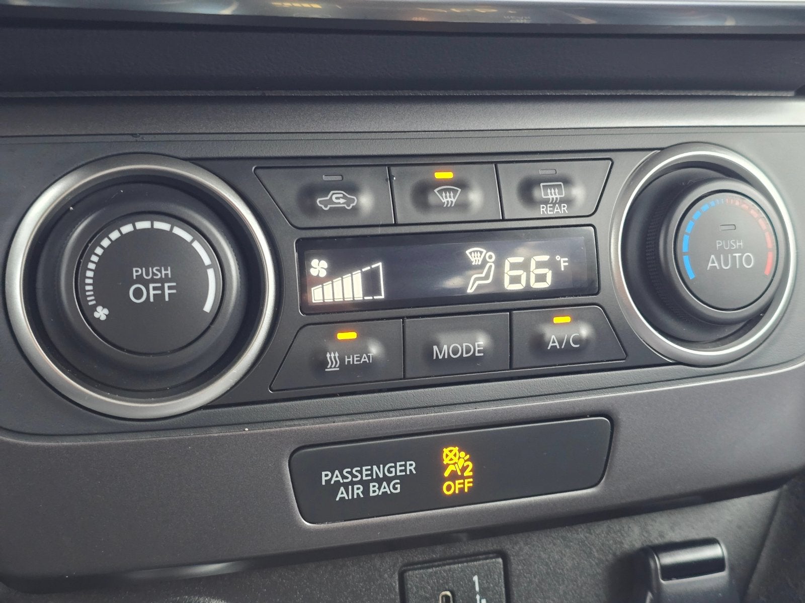 2025 Nissan Leaf S