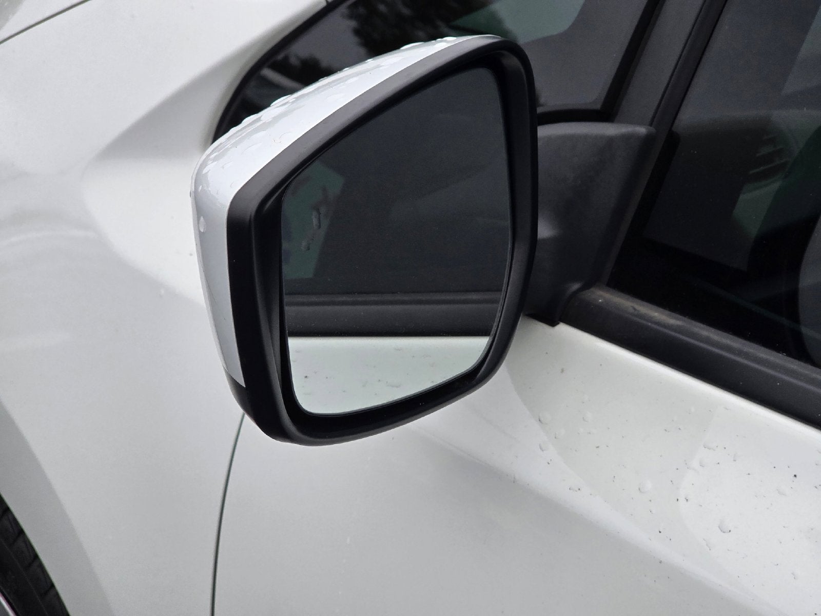 2025 Nissan Leaf S