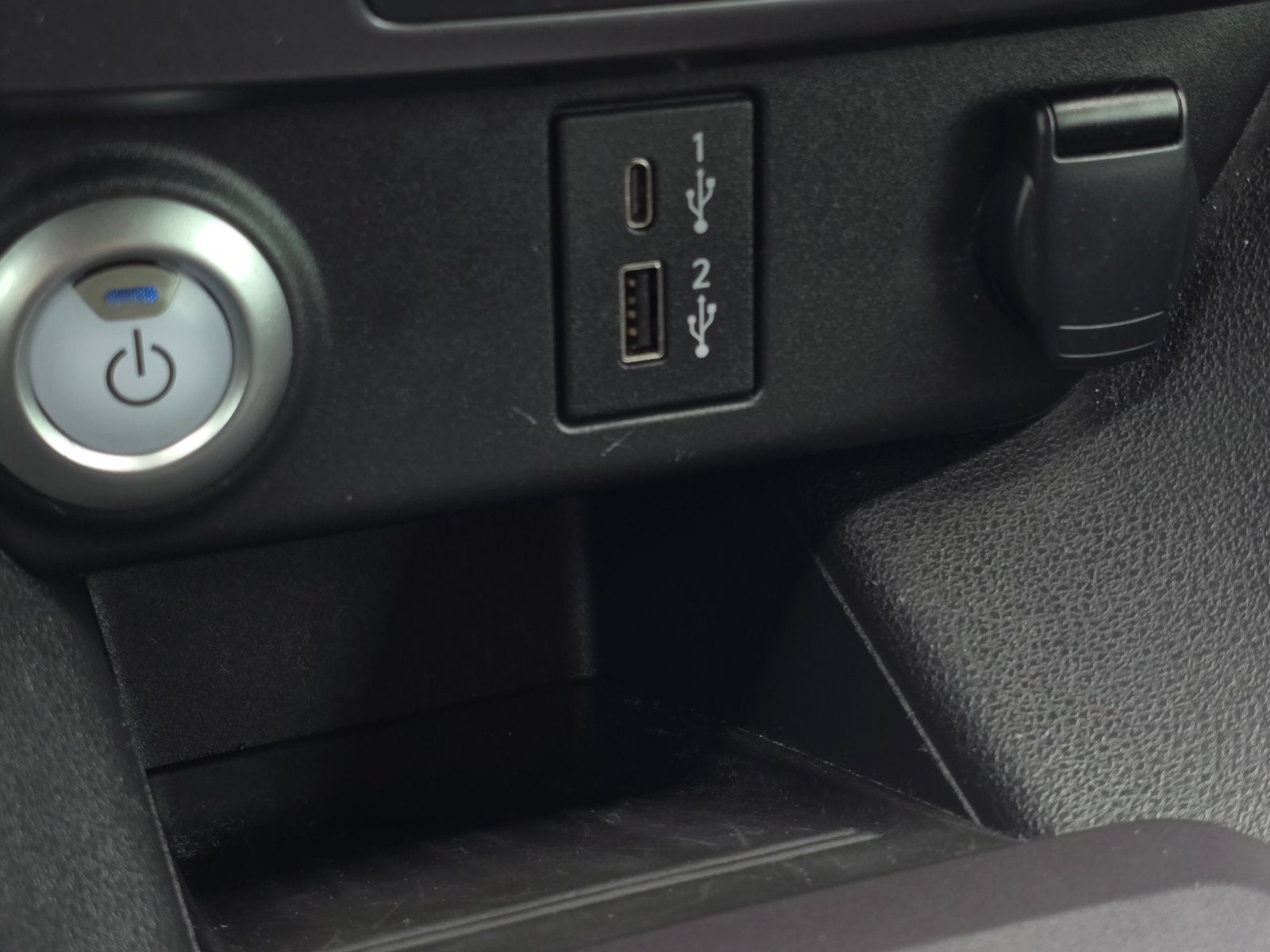 2025 Nissan Leaf S