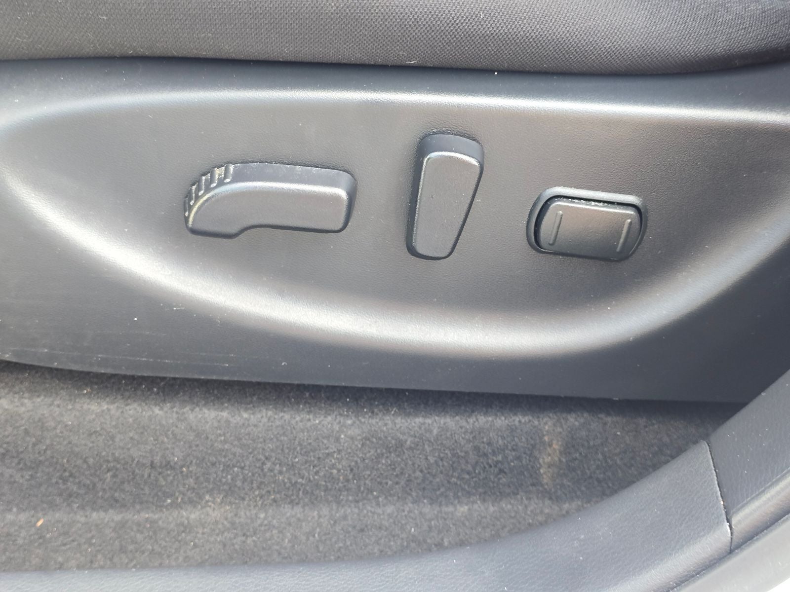 2020 Nissan Leaf SV