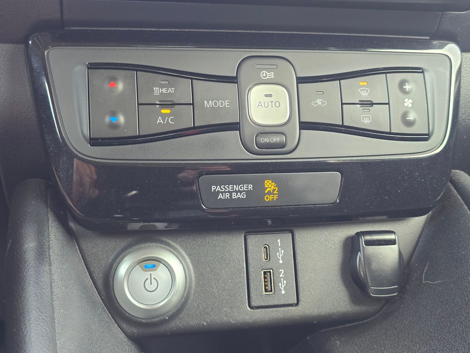 2020 Nissan Leaf SV