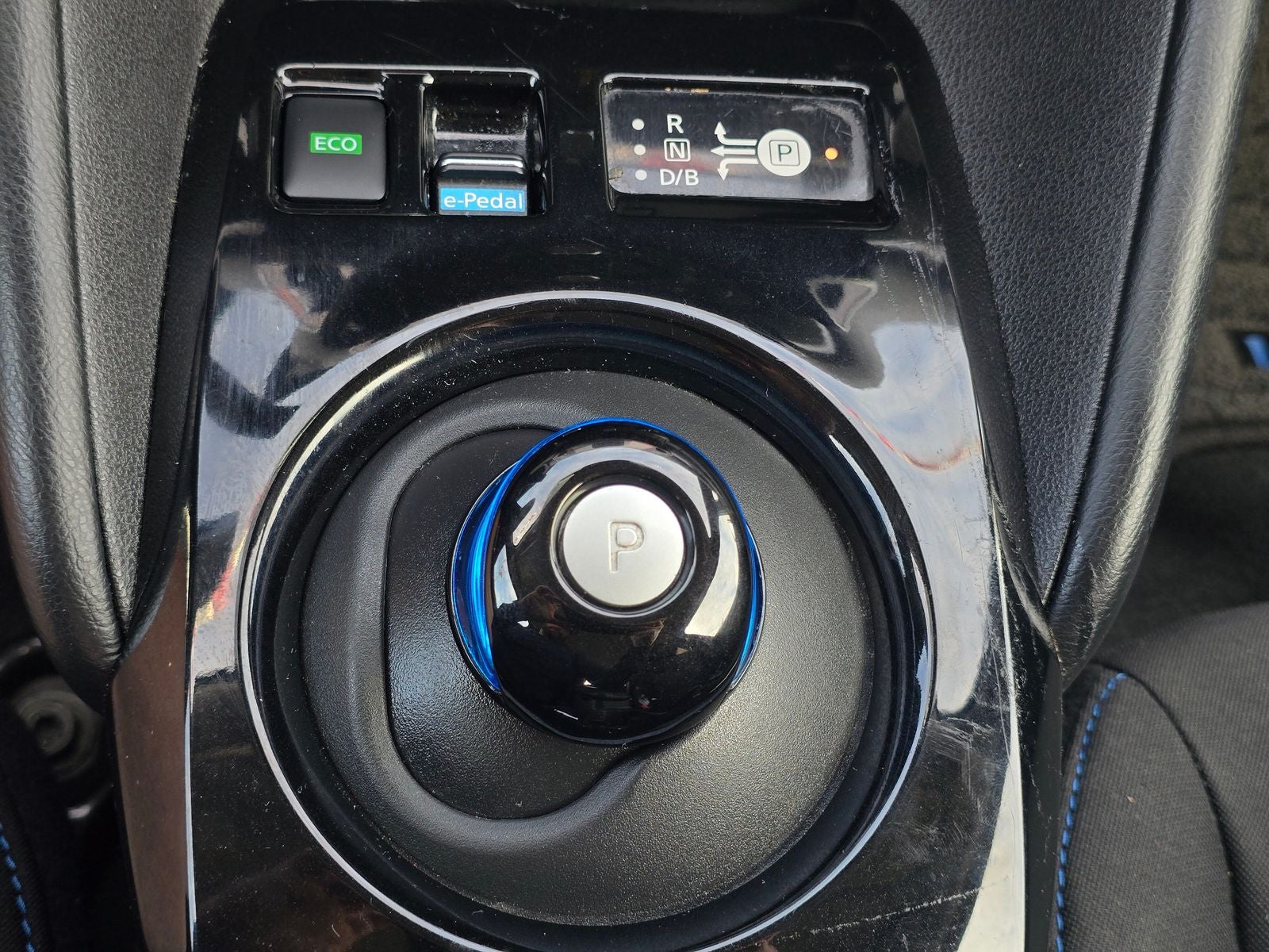 2020 Nissan Leaf SV
