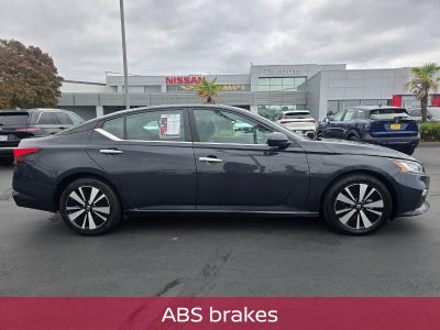 2021 Nissan Altima 2.5 SV