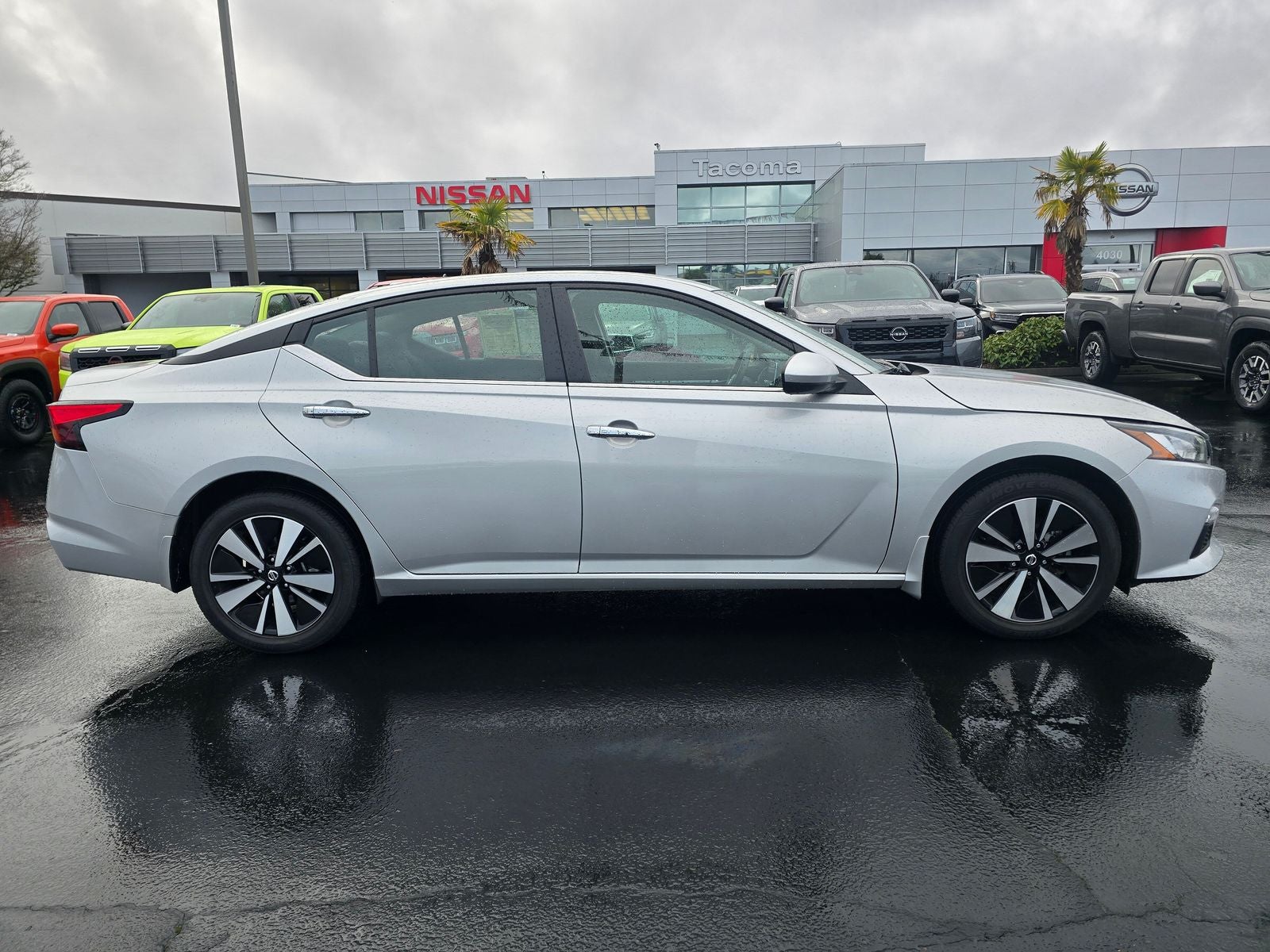 2022 Nissan Altima 2.5 SV