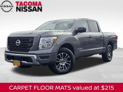2022 Nissan Titan SV