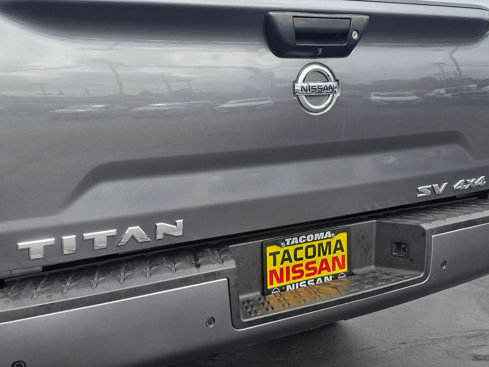 2022 Nissan Titan SV