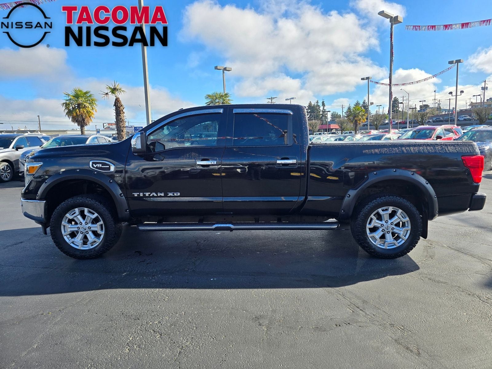 2017 Nissan Titan XD SL