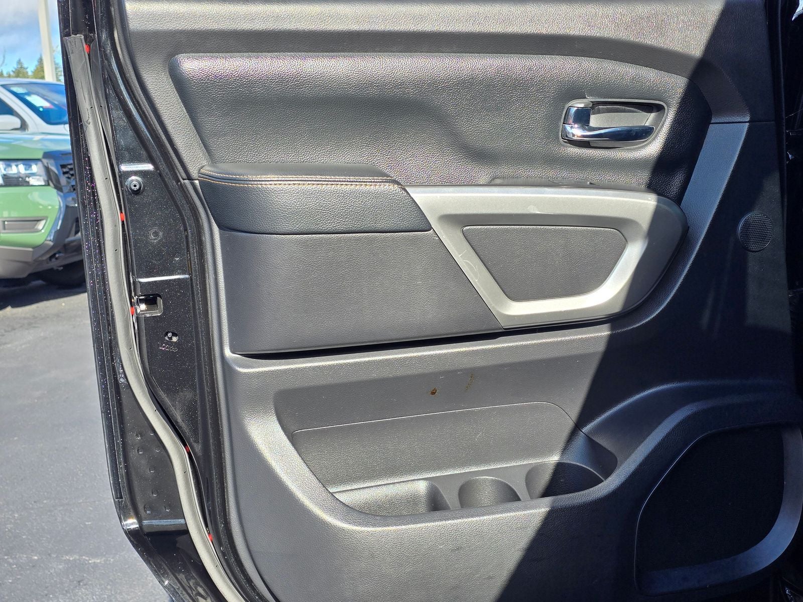 2017 Nissan Titan XD SL