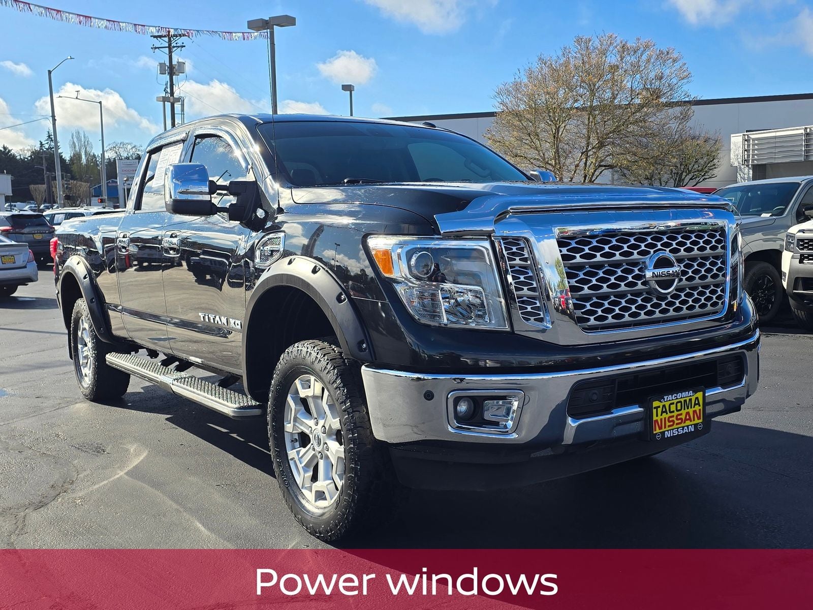 2017 Nissan Titan XD SL