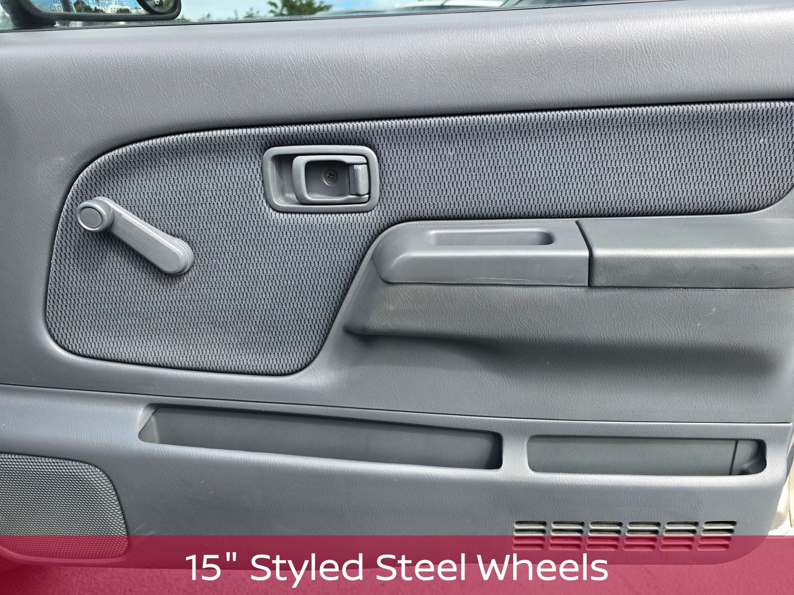 2004 Nissan Frontier XE